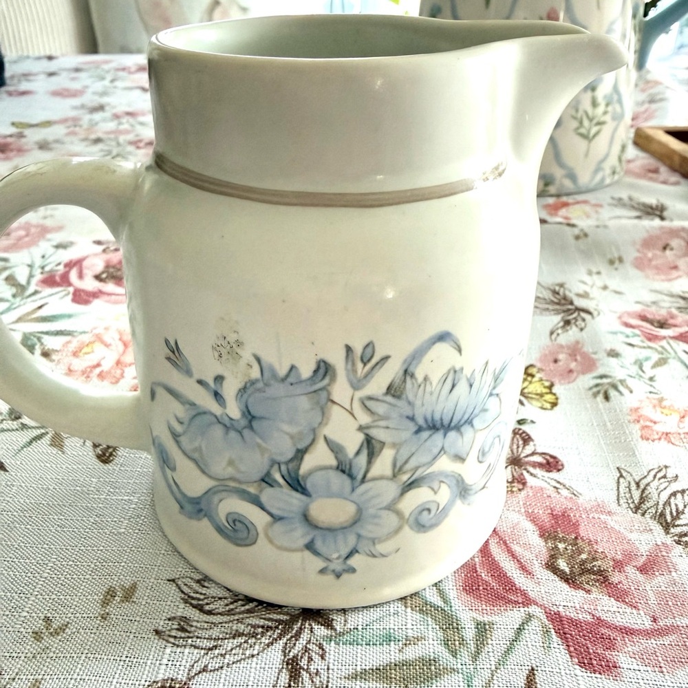 Royal Doulton Floral Creamer Pitcher Blue & White Vintage Cottage Style